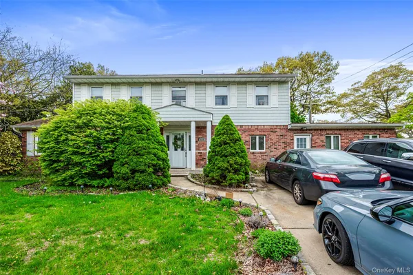 $789,000 | 122 Clinton Avenue, Port Jefferson Station, NY 11776