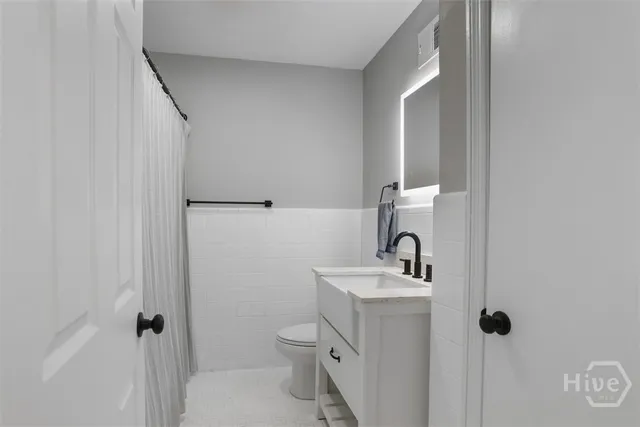 $409,900 | 1907 East 64th Street, Savannah, GA 31404