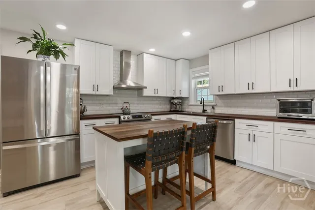 $409,900 | 1907 East 64th Street, Savannah, GA 31404