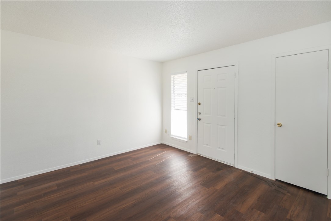6000 Tracy Lynn Lane, Unit A Austin, TX 78721 - Photo 2 of 15