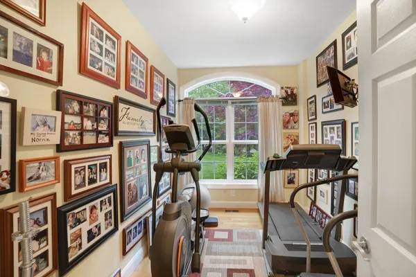 $4,695,000 | 8 Fresh Pond Road, Oak Bluffs, MA 02557