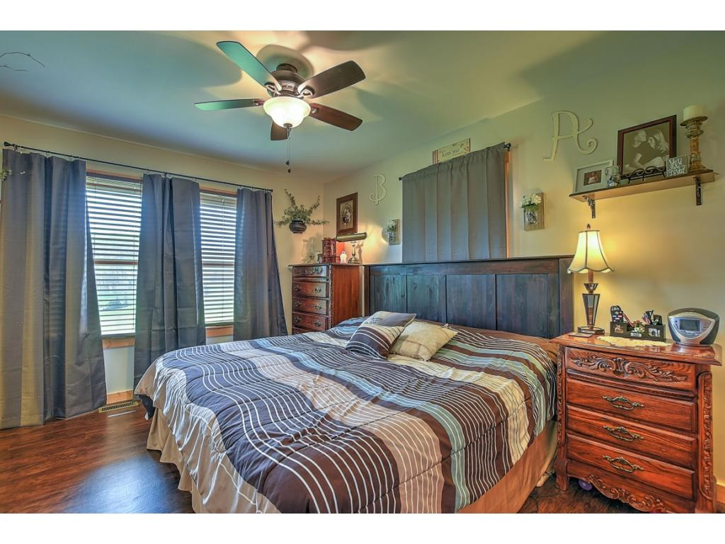 463 Doc Hawkins Road Greeneville, TN 37745 - Photo 17 of 36 Photo 17
