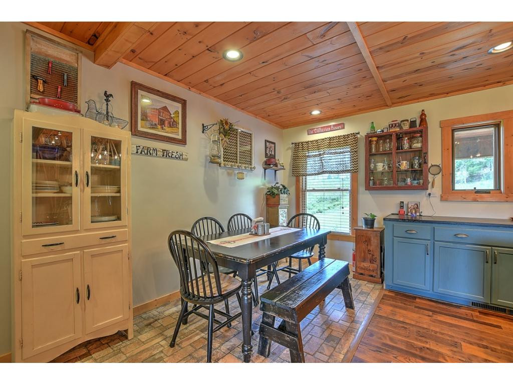463 Doc Hawkins Road Greeneville, TN 37745 - Photo 6 of 36 Photo 6