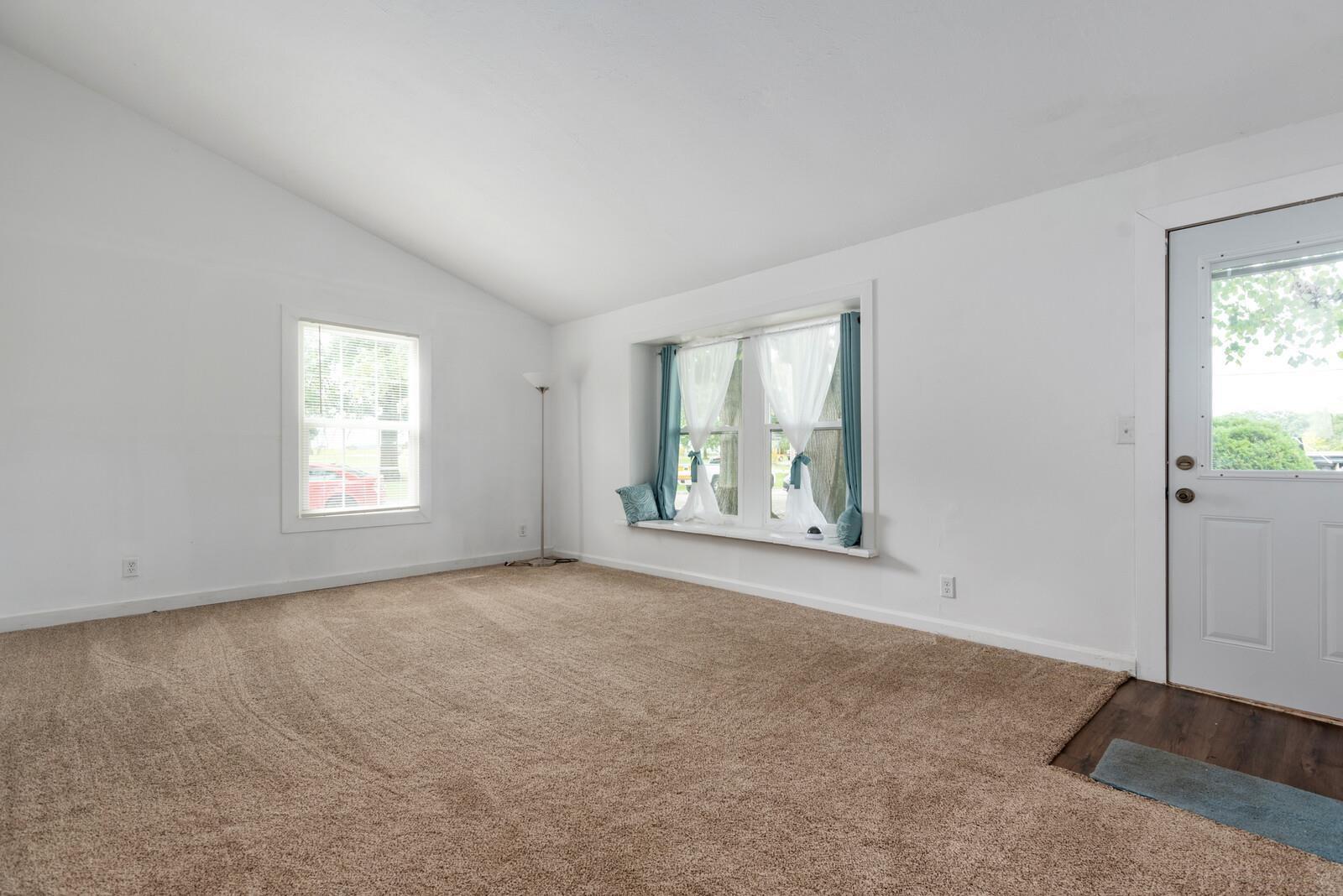 4104 North Nebo Road Muncie, IN 47304 - Photo 4 of 19 Gallery Image 4