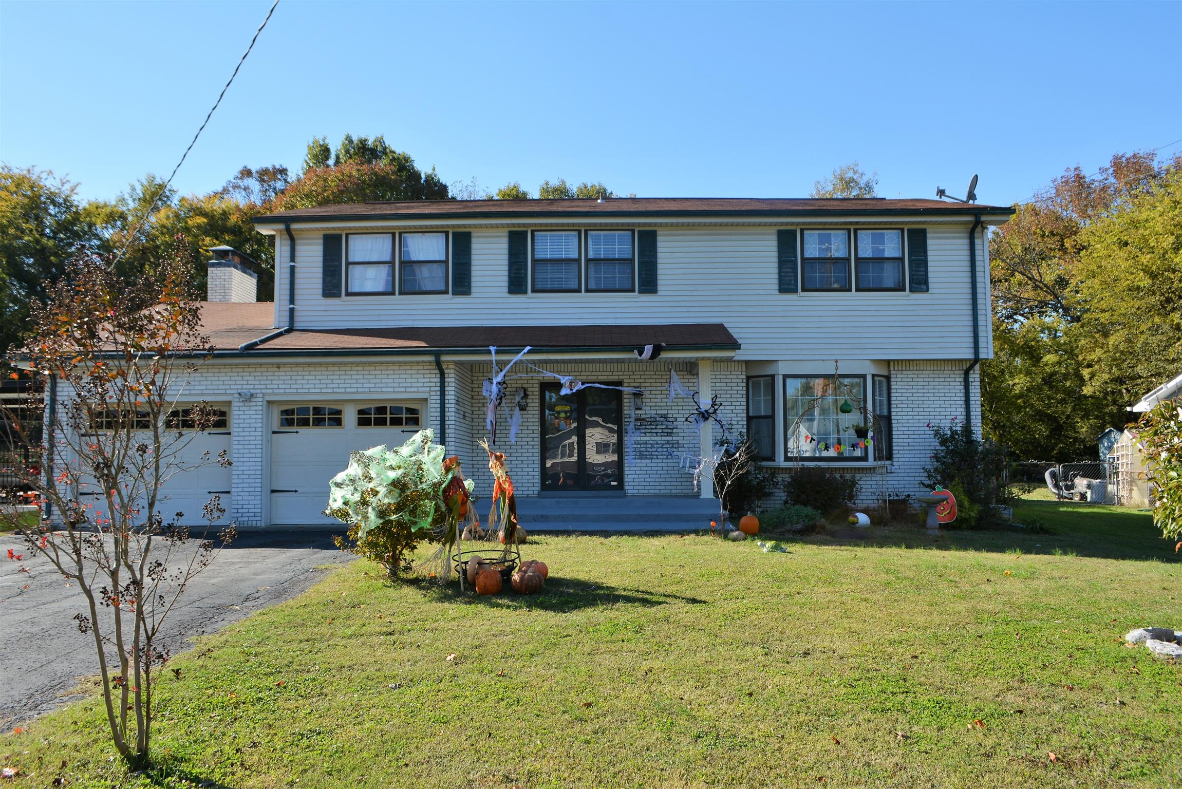 Welcome to 543 Rural Hill rd. 