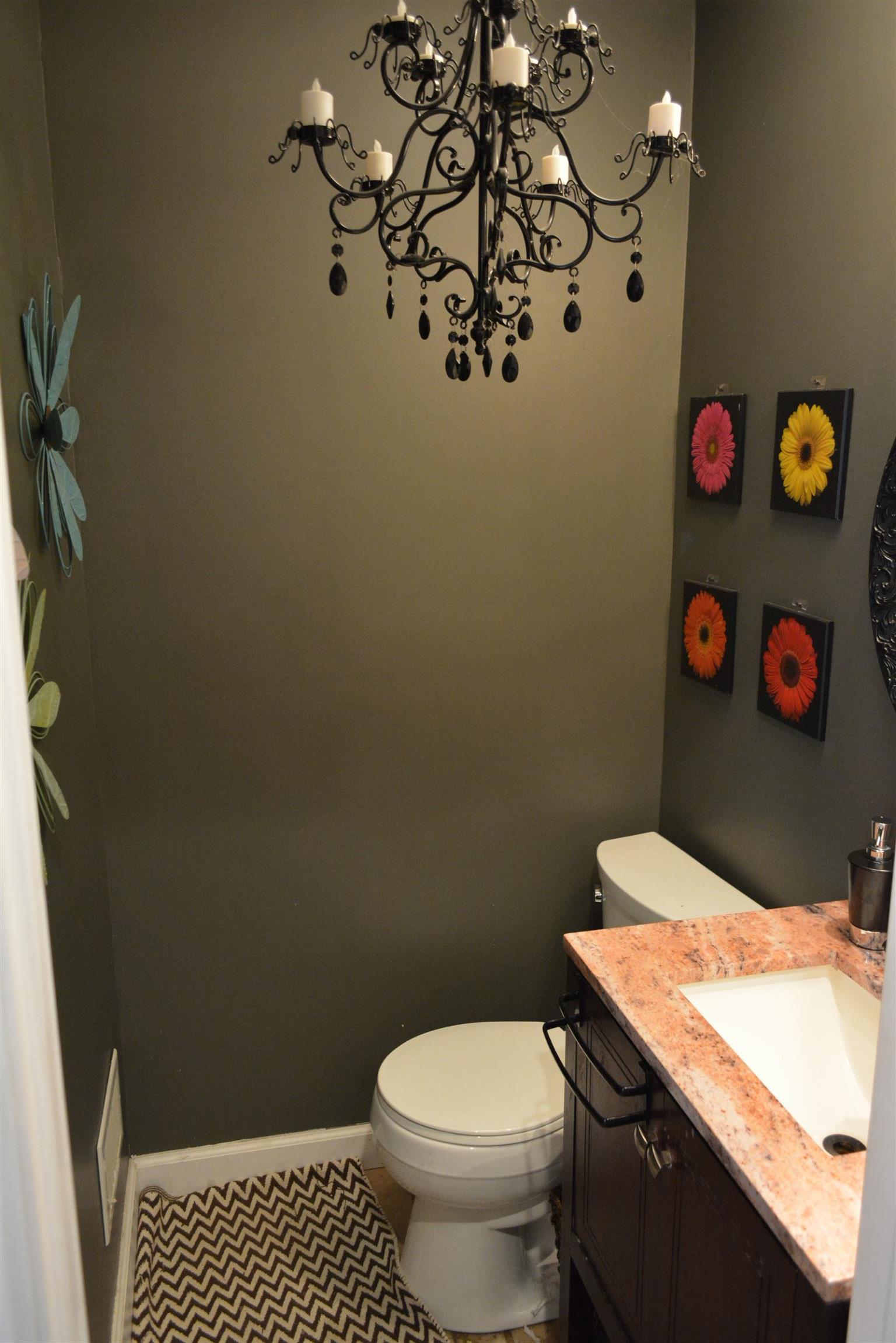 543 Rural Hill Road Nashville, TN 37217 - Photo 11 of 29 half bath on main level