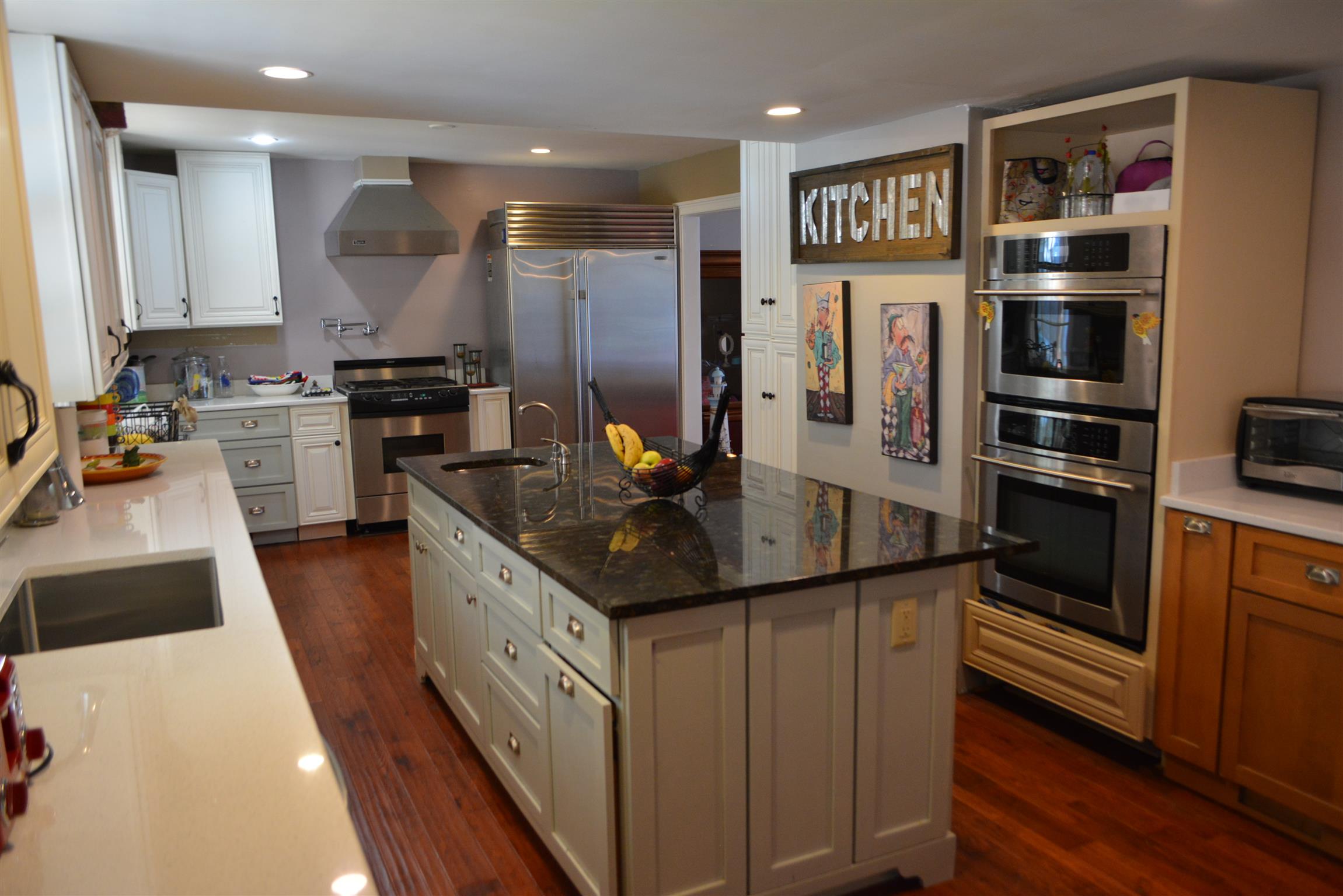 543 Rural Hill Road Nashville, TN 37217 - Photo 7 of 29 Beautiful kitchen with huge granite island and quartz