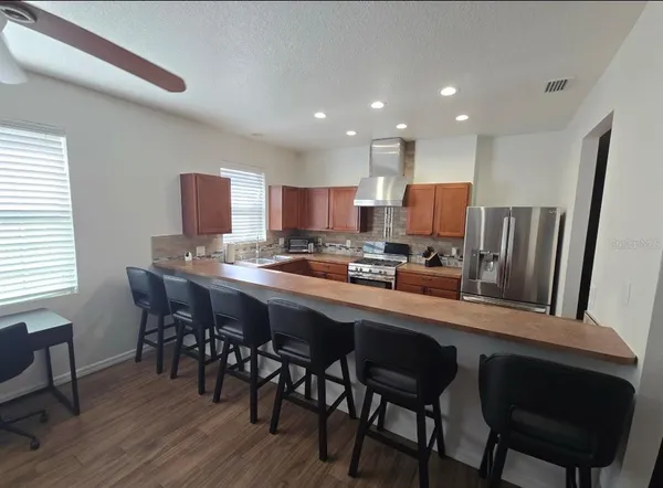 $3,400 | 8205 North 12th Street, Tampa, FL 33604