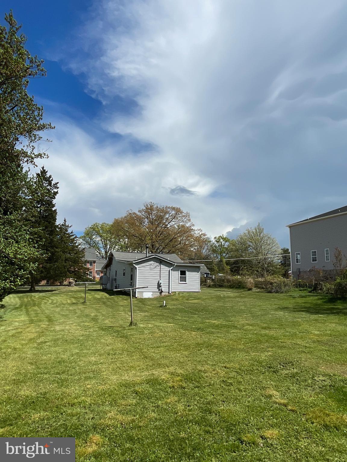 7012 Ridgeway Drive Springfield, VA 22150 - Photo 7 of 13 Gallery Image 7