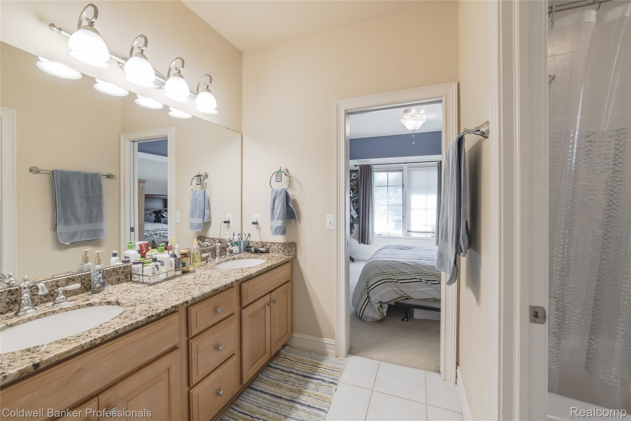 6998 Oakhurst Ridge Road Clarkston, MI 48348 - Photo 44 of 80 6998 OakhurstRidge-45.jpg