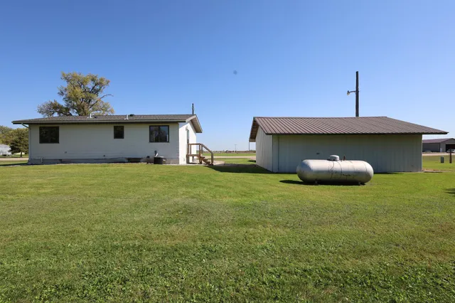 $158,000 | 33395 340th Avenue Southwest, Climax, MN 56523