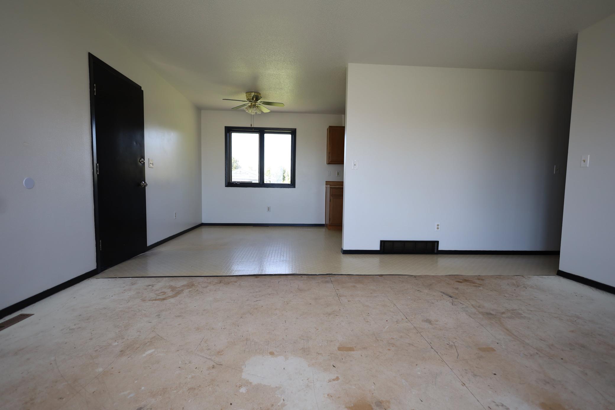 33395 340th Avenue Southwest Climax, MN 56523 - Photo 4 of 27