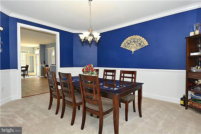 18643 Kerill Road Triangle, VA 22172 - Photo 8 of 30 Dining Room