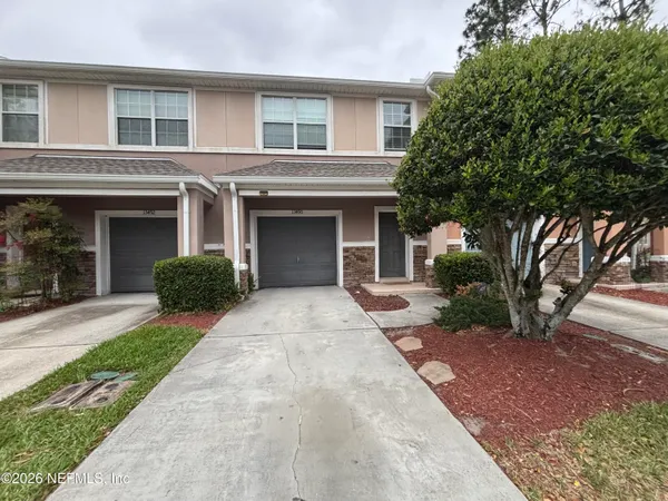 $1,900 | 13490 Essence Court, Jacksonville, FL 32258