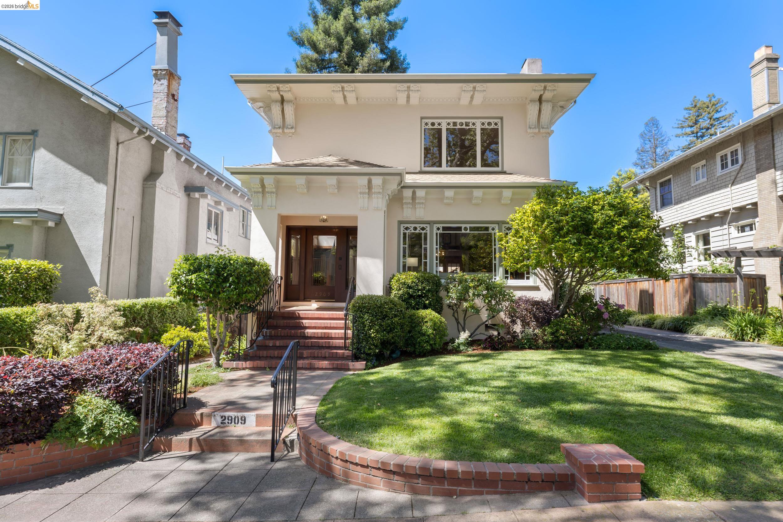 2909 Forest Avenue Berkeley, CA 94705 - Photo 5 of 65