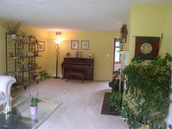 9 Garvey Road Framingham, MA 01701 - Photo 11 of 30 a view of entryway with livingroom