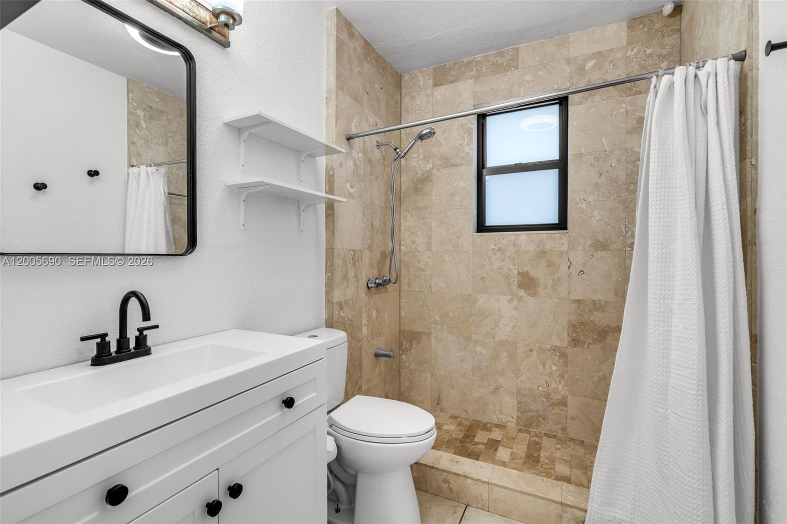 944 Southwest 10th Avenue Miami, FL 33130 - Photo 22 of 37 2nd Bathroom