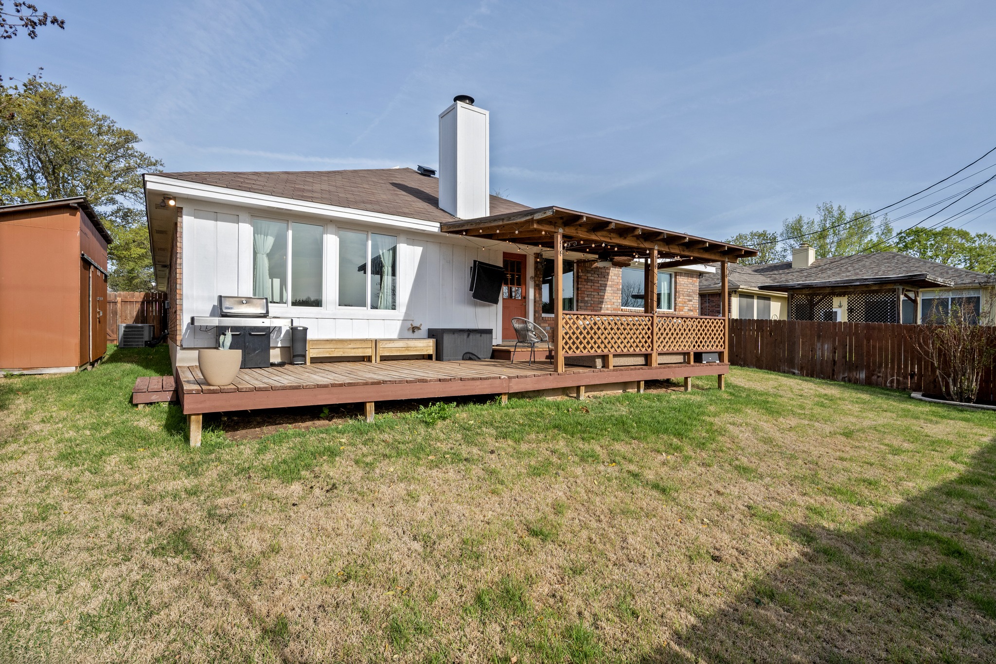 7601 Ponoma Trail Austin, TX 78749 - Photo 34 of 38 a view of a house with backyard and porch