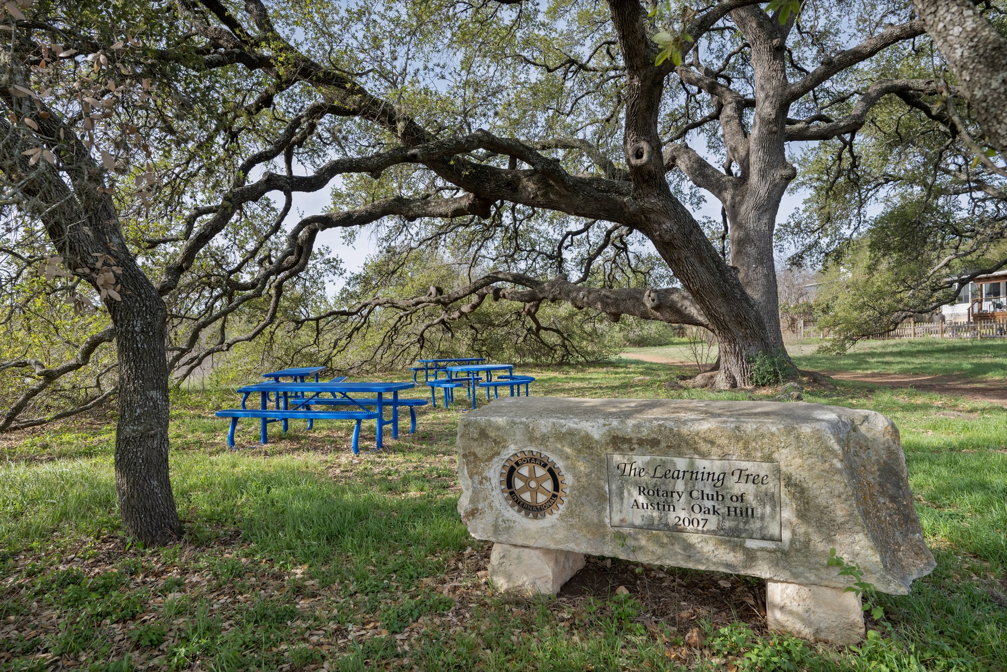 7601 Ponoma Trail Austin, TX 78749 - Photo 37 of 38 a view of outdoor space with sign board
