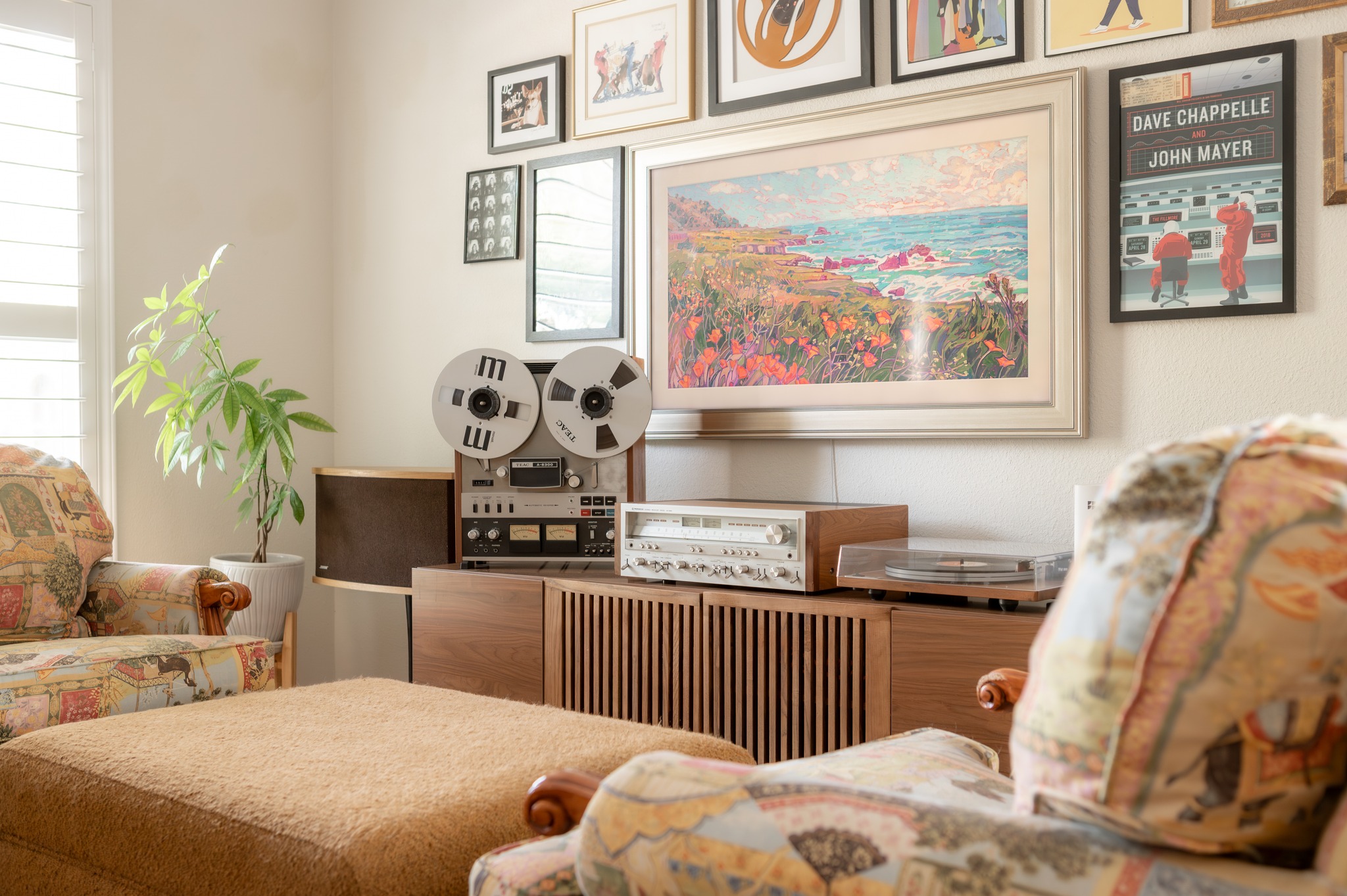 7601 Ponoma Trail Austin, TX 78749 - Photo 4 of 38 a bedroom with a bed and furniture