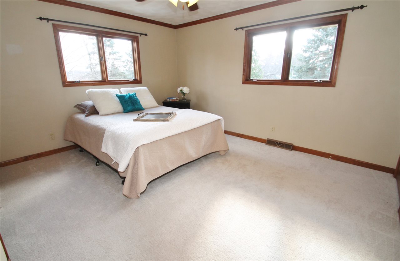 7579 McCurry Road Roscoe, IL 61073 - Photo 13 of 25 Gallery Image 13