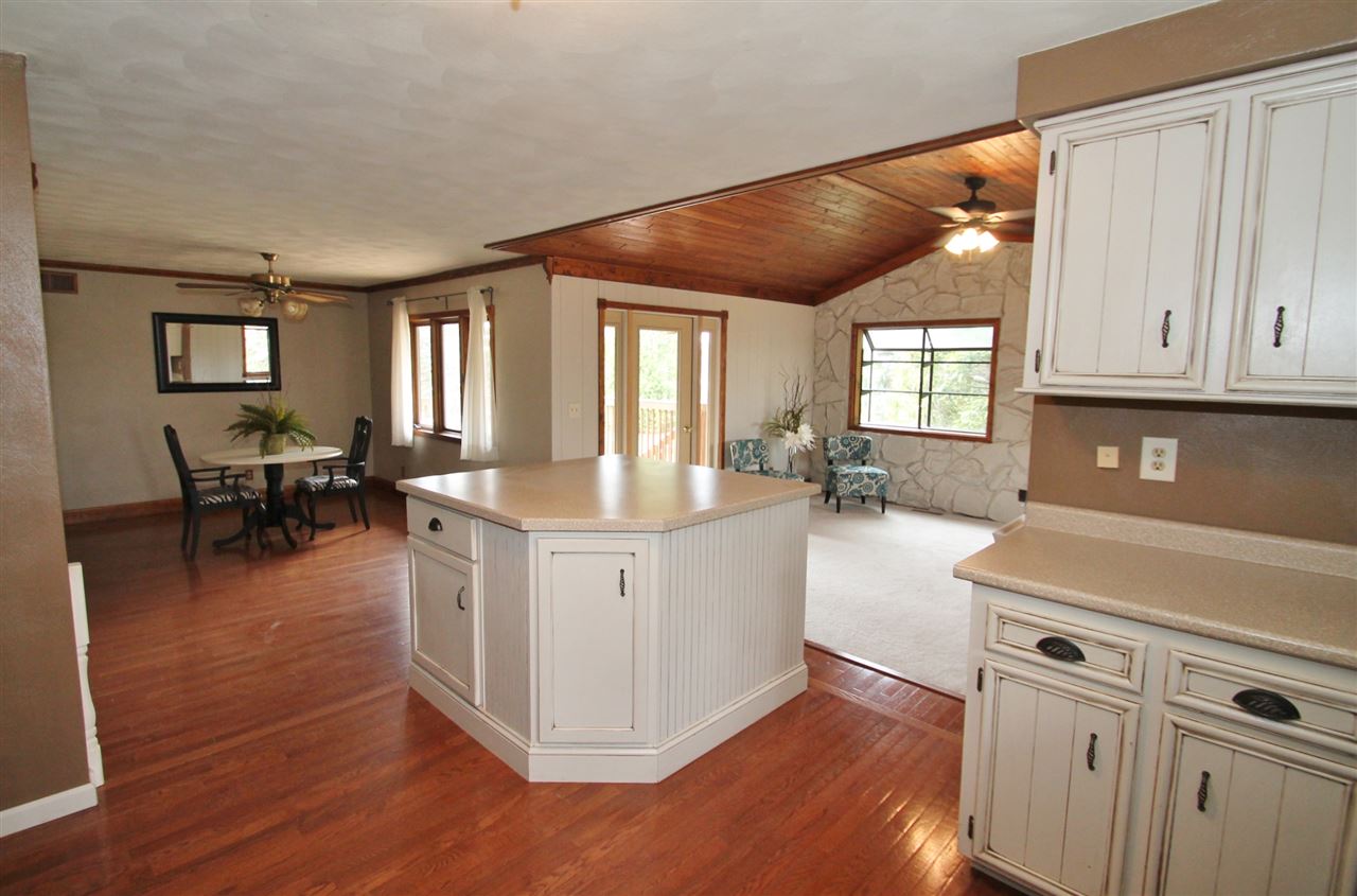 7579 McCurry Road Roscoe, IL 61073 - Photo 10 of 25 Gallery Image 10