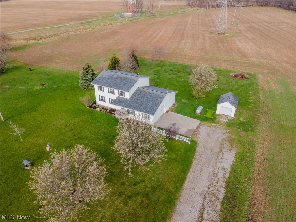 10511 Angling Road Wakeman, OH 44889 - Photo 3 of 34