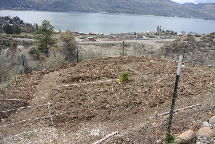 208 Butte Road Chelan, WA 98816 - Photo 5 of 9 Gallery Image 5