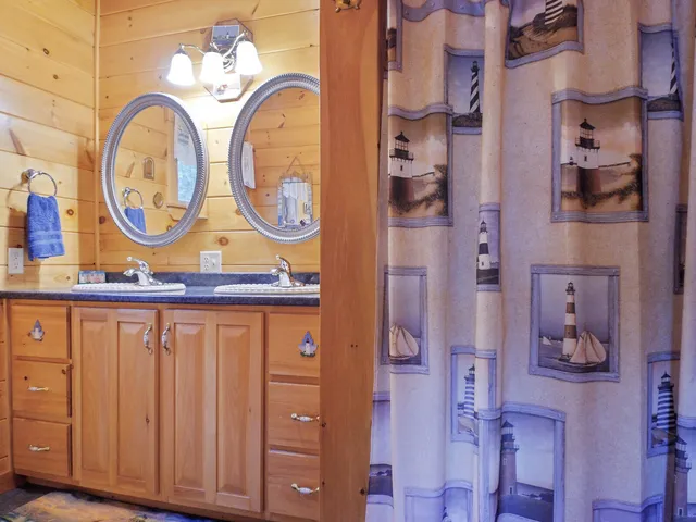 $1,199,999 | 1972 Main Street, Rangeley, ME 04970