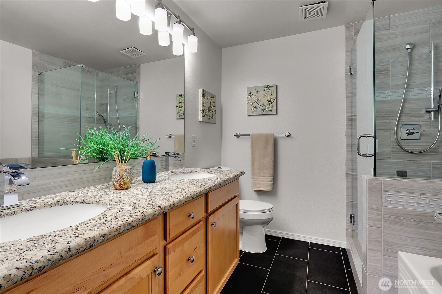 8510 Main Street, Unit A202 Edmonds, WA 98026 - Photo 15 of 23