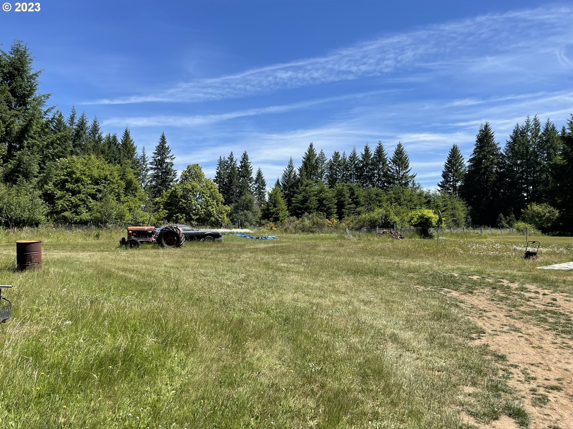 38971 Southeast Rude Road Sandy, OR 97055 - Photo 12 of 46 a swimming pool with wooden fence