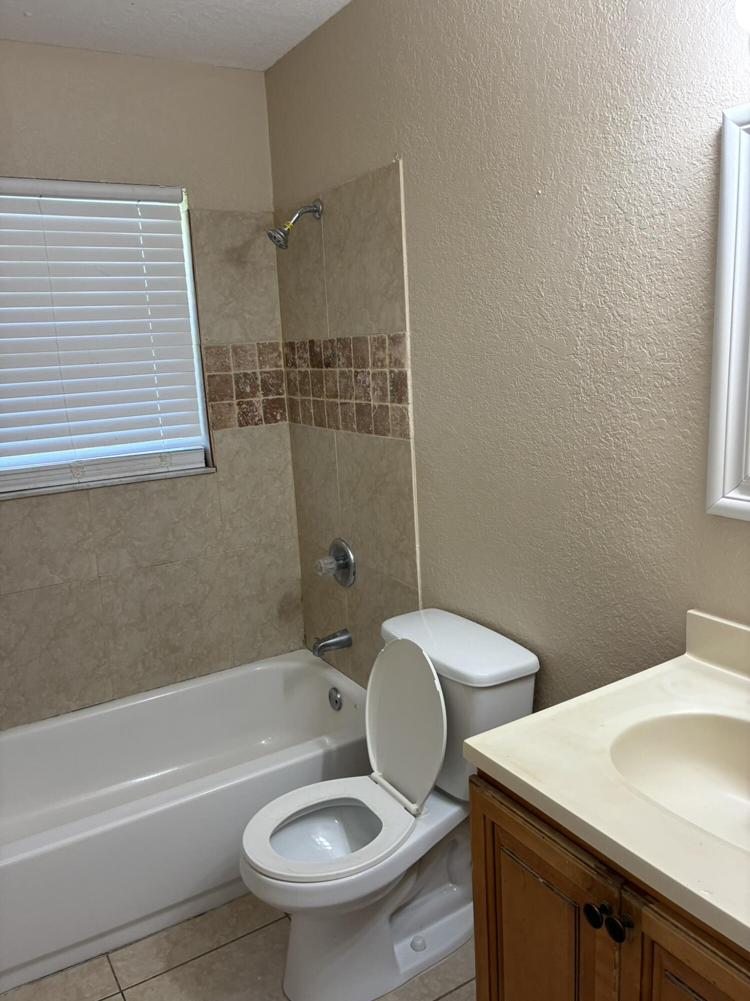 1420 Barton Road Lake Worth Beach, FL 33460 - Photo 11 of 12 IMG_0097