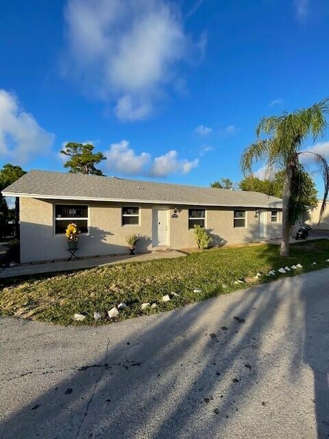 1420 Barton Road Lake Worth Beach, FL 33460 - Photo 2 of 12 29