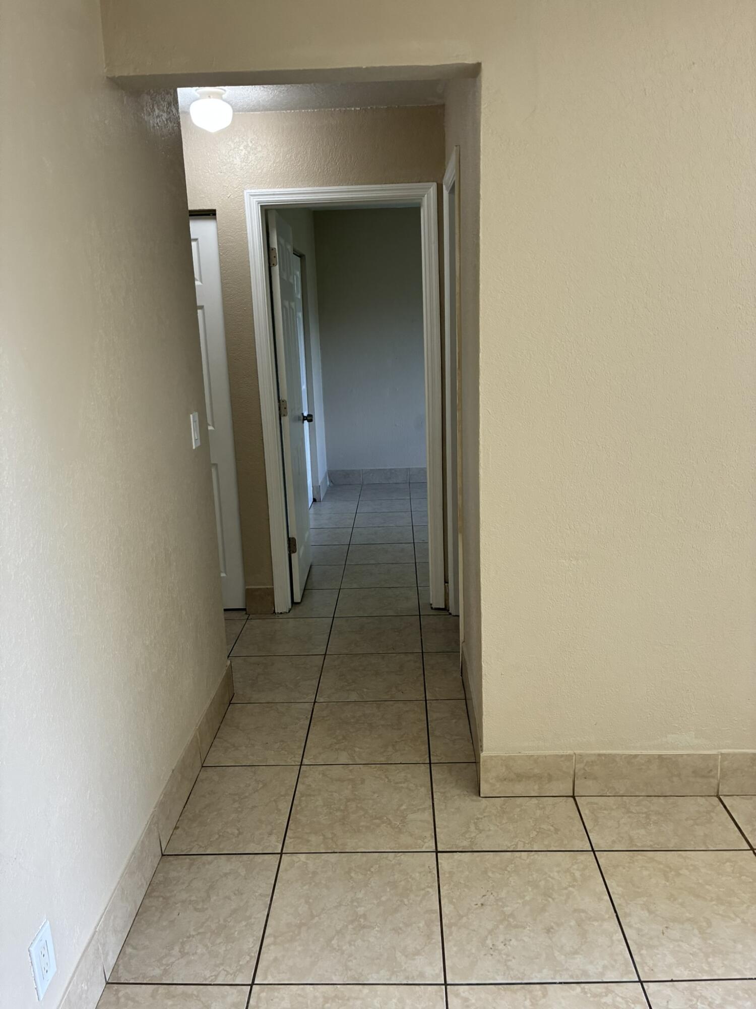 1420 Barton Road Lake Worth Beach, FL 33460 - Photo 6 of 12 IMG_0091