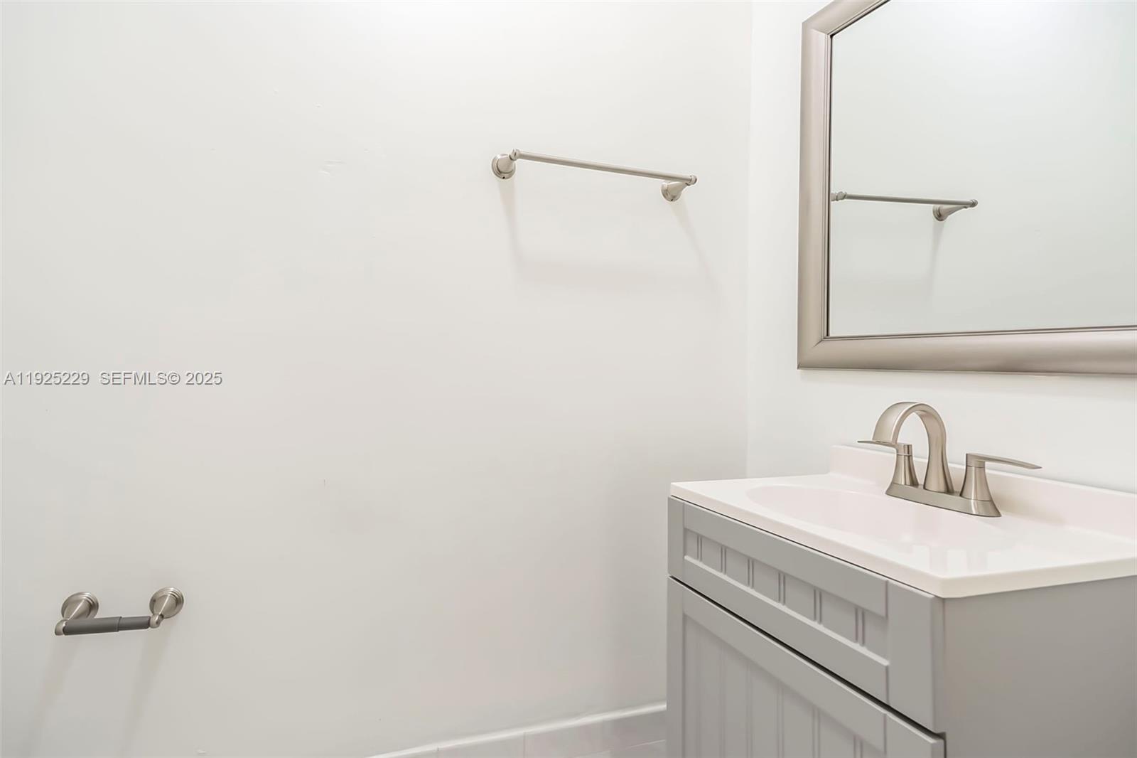 3808 Southwest 165th Terrace Miramar, FL 33027 - Photo 15 of 40