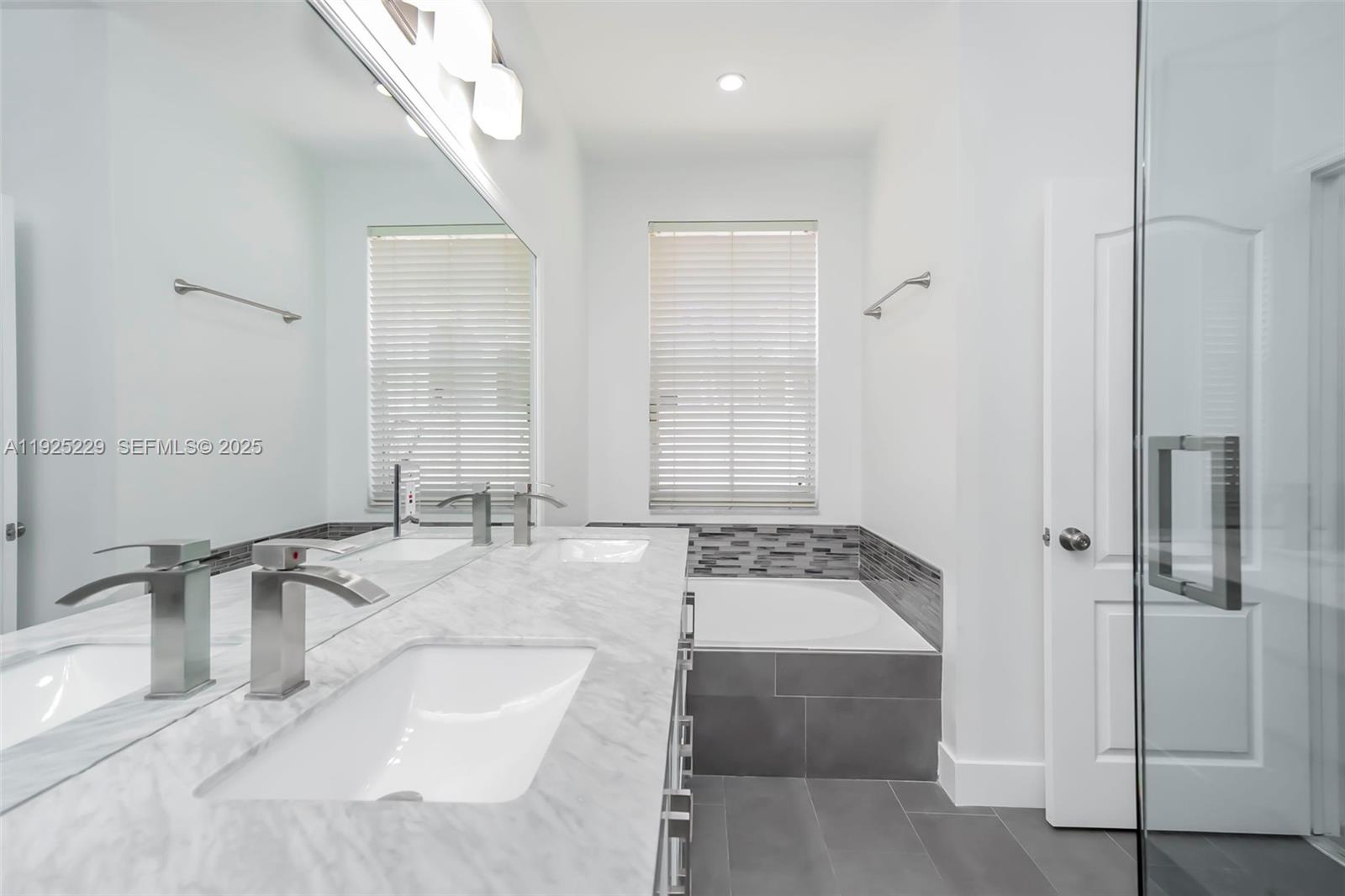 3808 Southwest 165th Terrace Miramar, FL 33027 - Photo 26 of 40