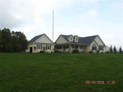 11190 East Carpenter Road Davison, MI 48423 - Photo 7 of 15 20281794-6.JPG