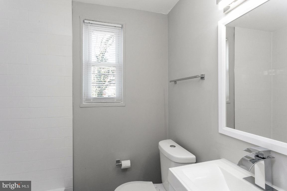 4109 Colborne Road Baltimore, MD 21229 - Photo 11 of 20 Gallery Image 11