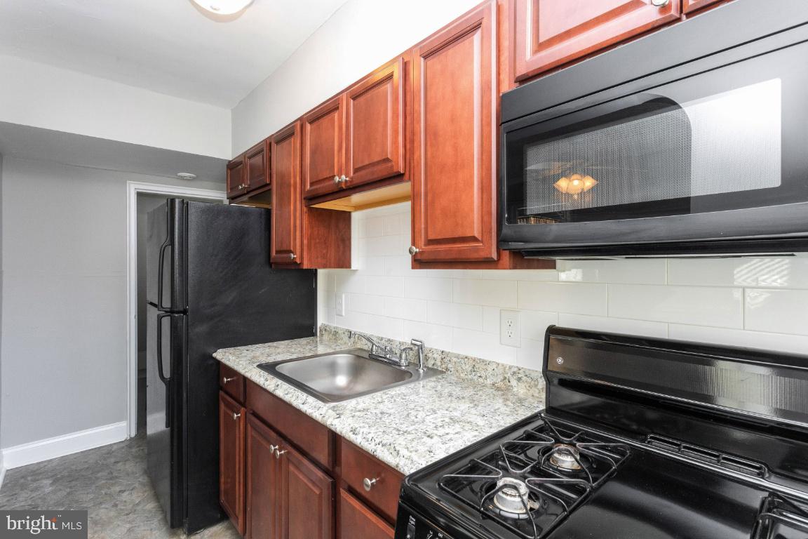 4109 Colborne Road Baltimore, MD 21229 - Photo 9 of 20 Gallery Image 9
