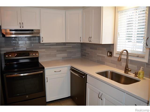 4113 Telegraph Road, Unit 128 Bloomfield Hills, MI 48302 - Photo 7 of 22 GetMedia (3).jpg