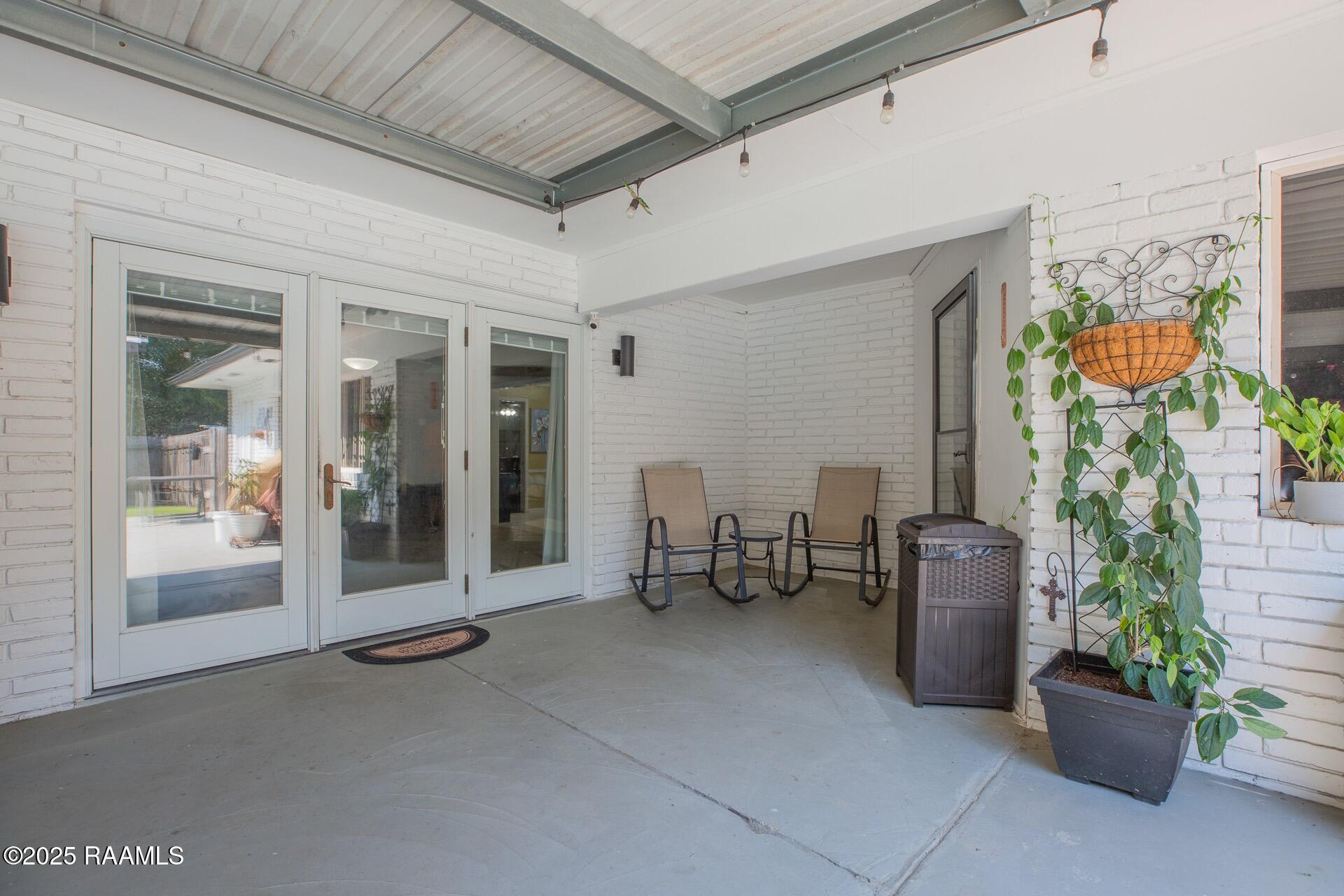 811 West Viator Street Delcambre, LA 70528 - Photo 23 of 29 811 Viator -23