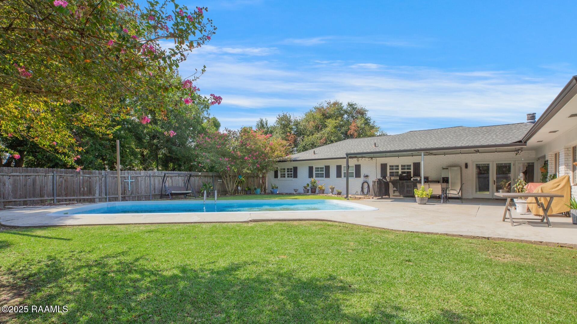 811 West Viator Street Delcambre, LA 70528 - Photo 28 of 29 811 Viator -28