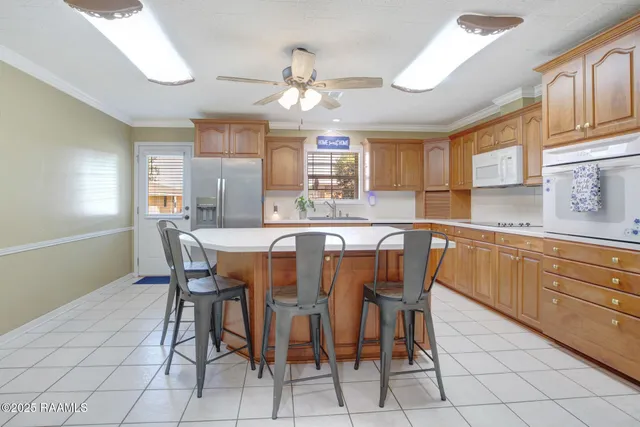 $249,900 | 811 West Viator Street, Delcambre, LA 70528