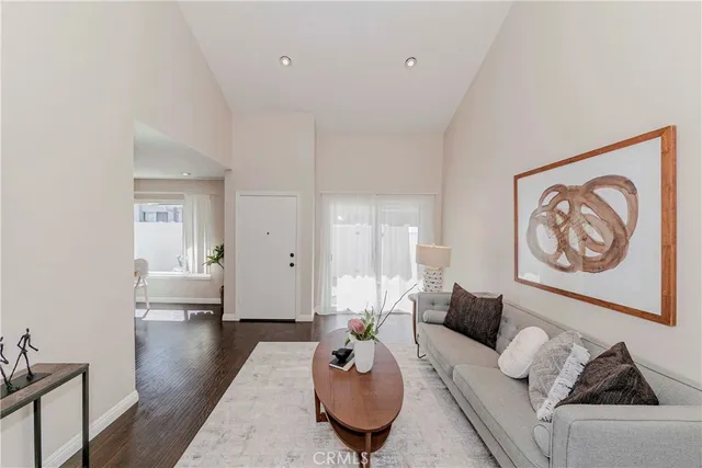 $3,500 | 2422 Coventry Circle, Unit 47, Fullerton, CA 92833