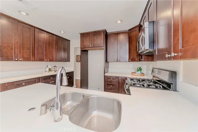 $3,500 | 2422 Coventry Circle, Unit 47, Fullerton, CA 92833