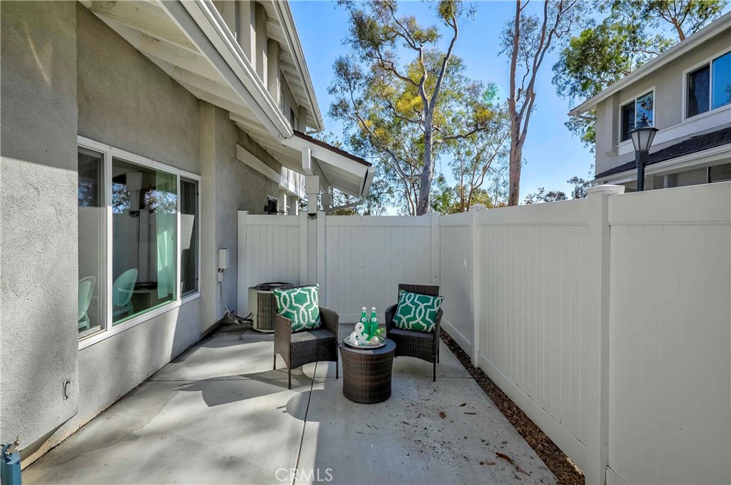 2422 Coventry Circle, Unit 47 Fullerton, CA 92833 - Photo 4 of 50
