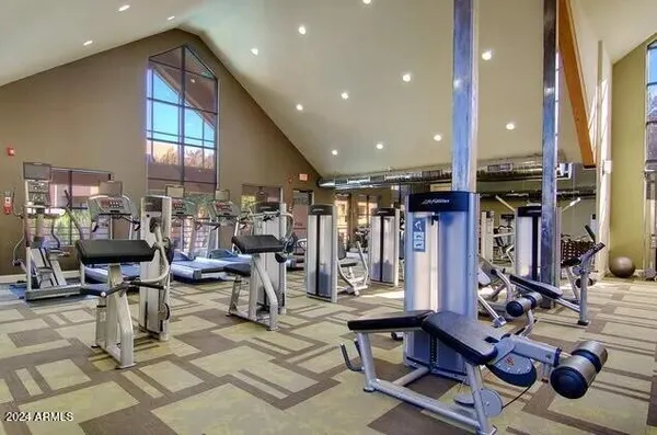 $1,315 | 16220 North 7th Street, Unit 1, Phoenix, AZ 85022