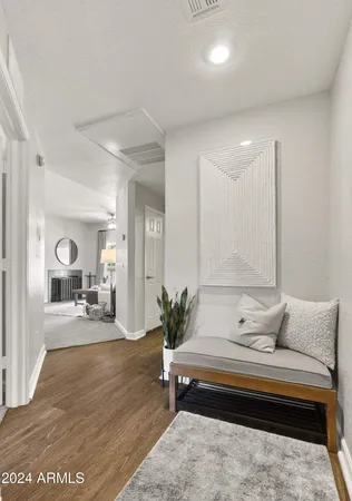 $1,315 | 16220 North 7th Street, Unit 1, Phoenix, AZ 85022