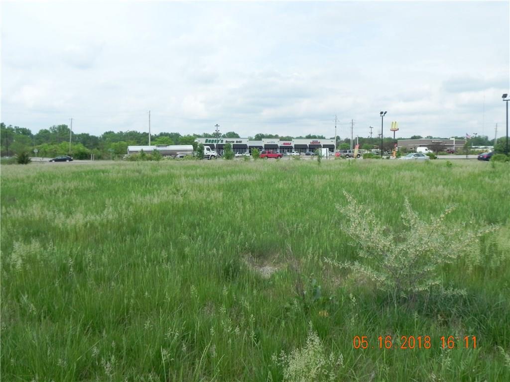 7705 Brookville Road Indianapolis, IN 46239 - Photo 10 of 27 Gallery Image 10