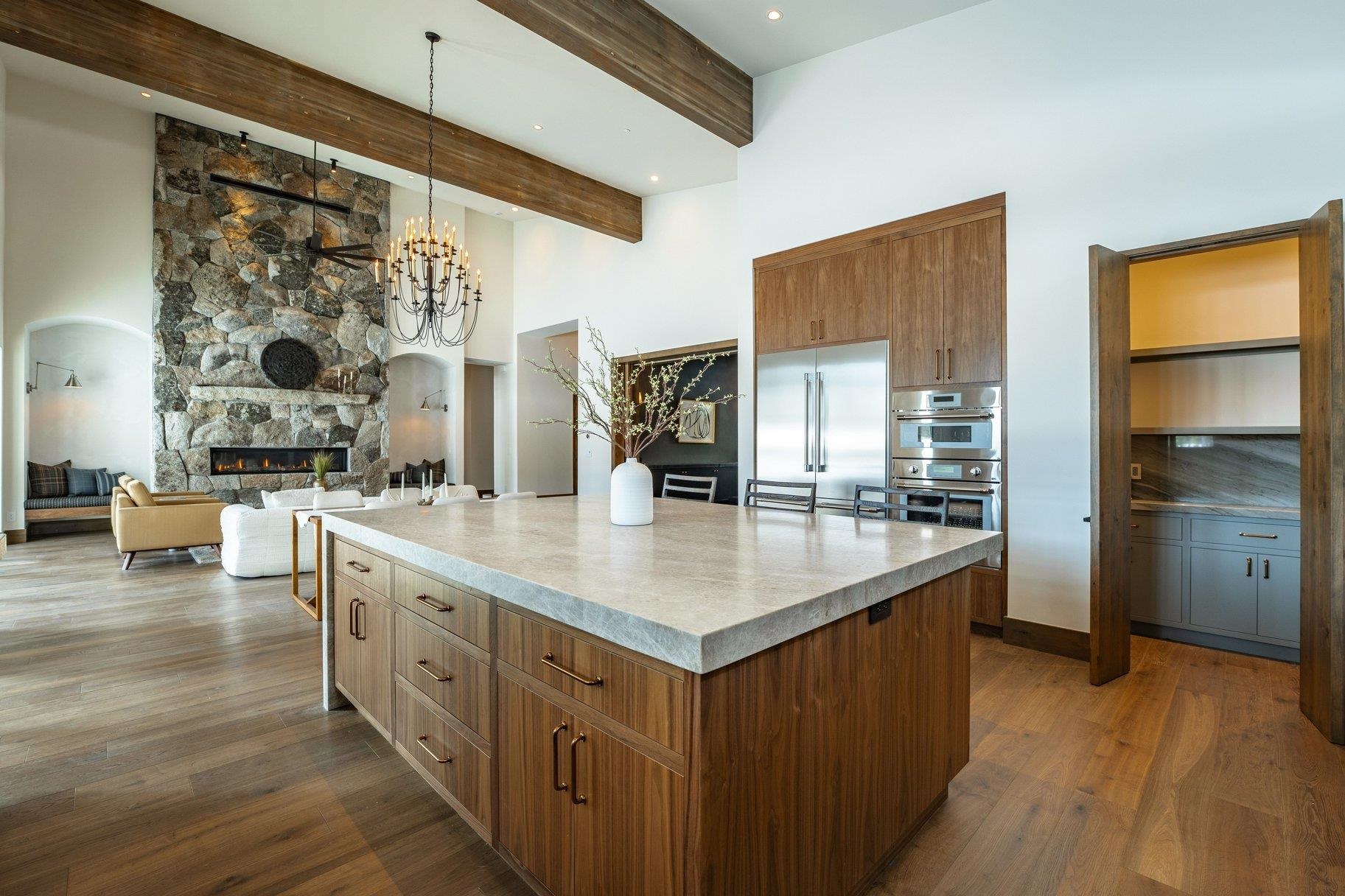 11646 Henness Road Truckee, CA 96161 - Photo 1 of 27 Gallery Image 1
